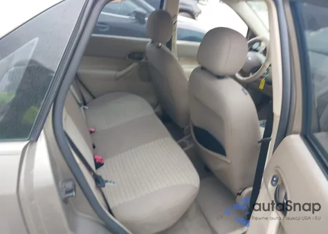 2005 Ford Focus Zx4 из США, поврежденный, VIN 1FAHP34N15W292242